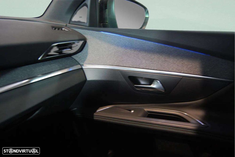 Peugeot 3008 1.5 BlueHDi Allure Pack EAT8 - 34