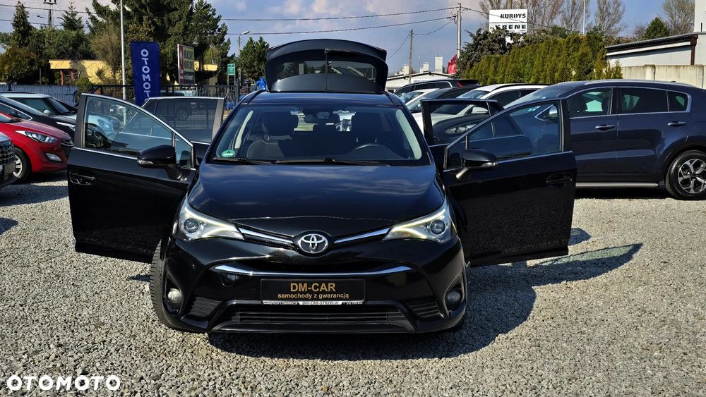 Toyota Avensis 2.0 D-4D Prestige - 23