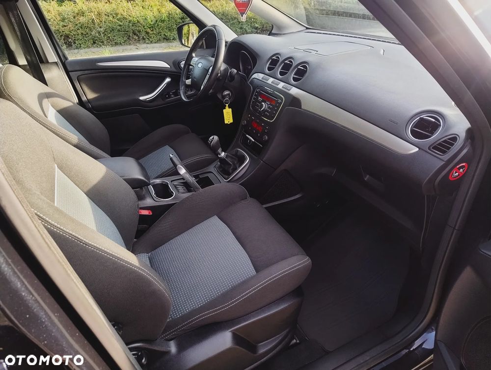 Ford S-Max 2.0 TDCi Trend - 14