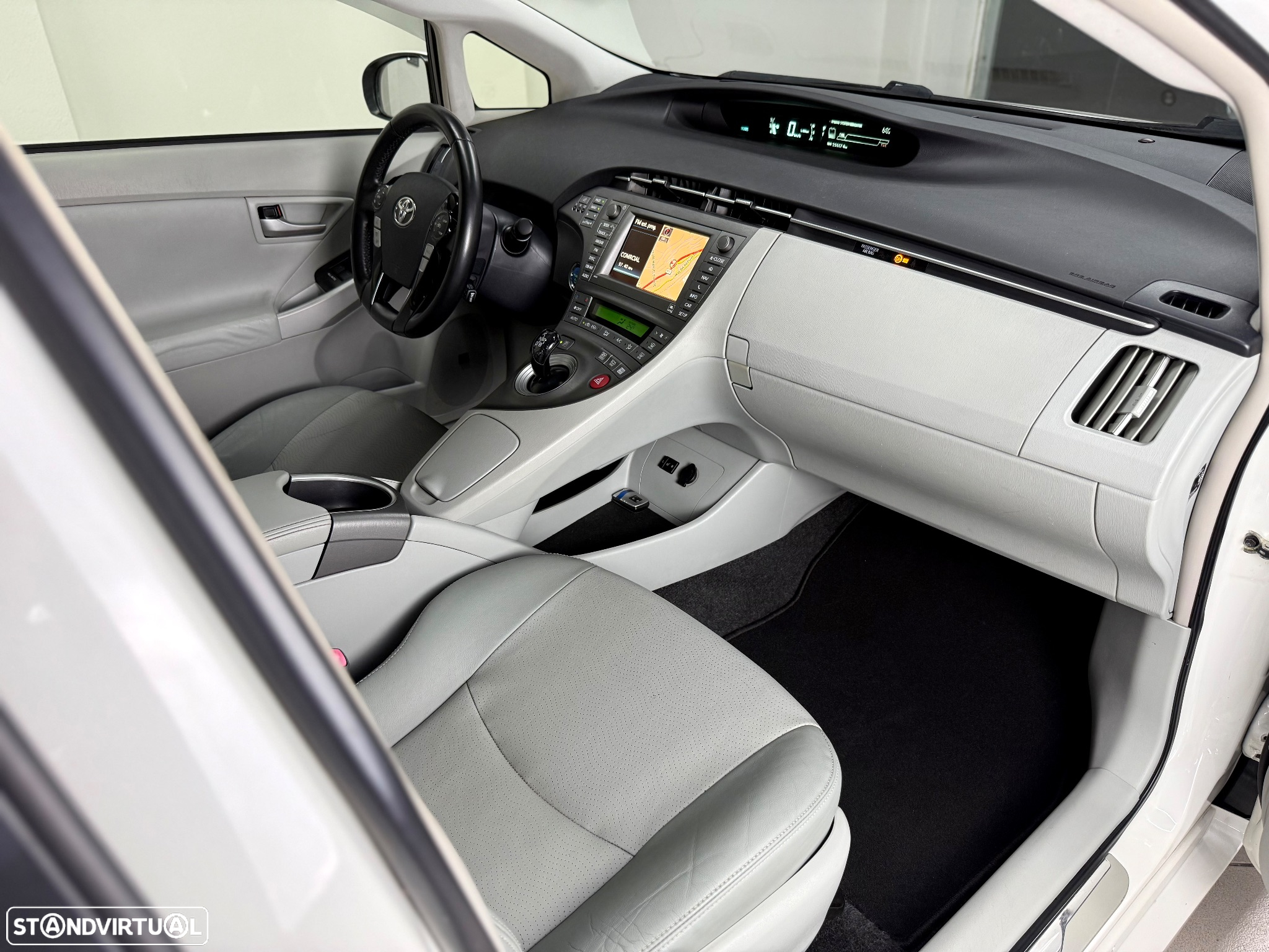 Toyota Prius 1.8 Exclusive Touch&Go+ - 25