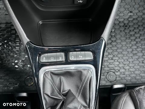 Opel Crossland X - 21