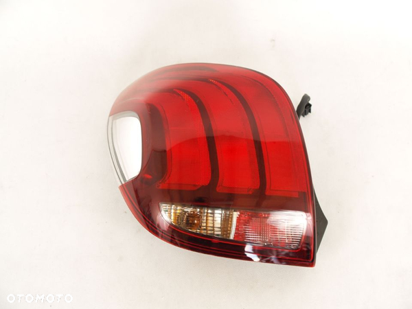 Peugeot 108 Lampa lewa tylna lewy tyl 14r AL