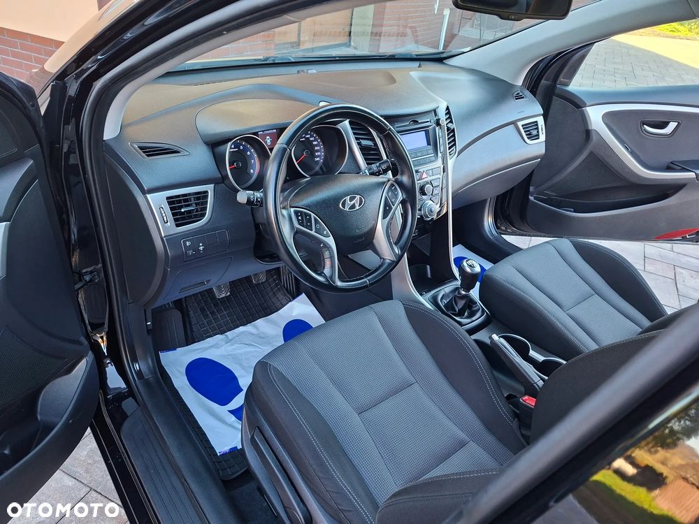 Hyundai i30 - 12