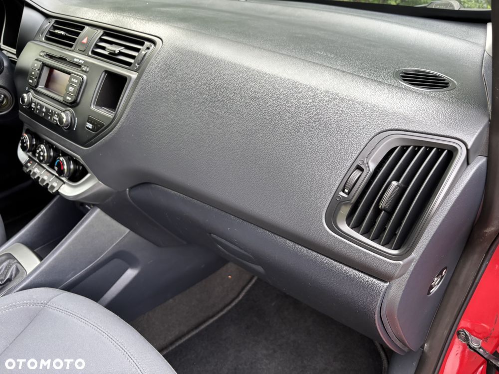 Kia Rio 1.2 M - 13