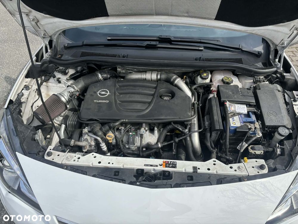 Opel Astra OPC - 11