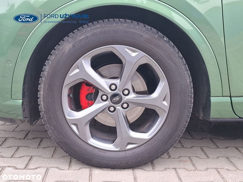 Ford Kuga - 28