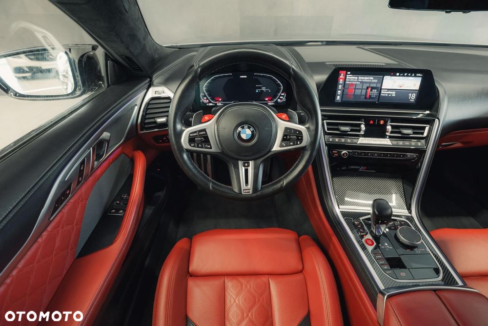BMW M8 Competition - 12