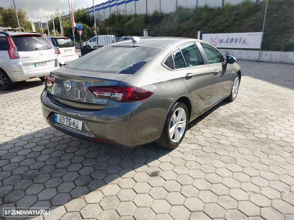 Opel Insignia Grand Sport - 9