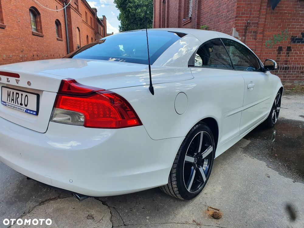 Volvo C70 D3 Momentum - 5