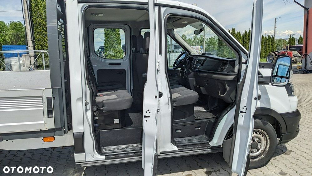 Ford Transit - 11