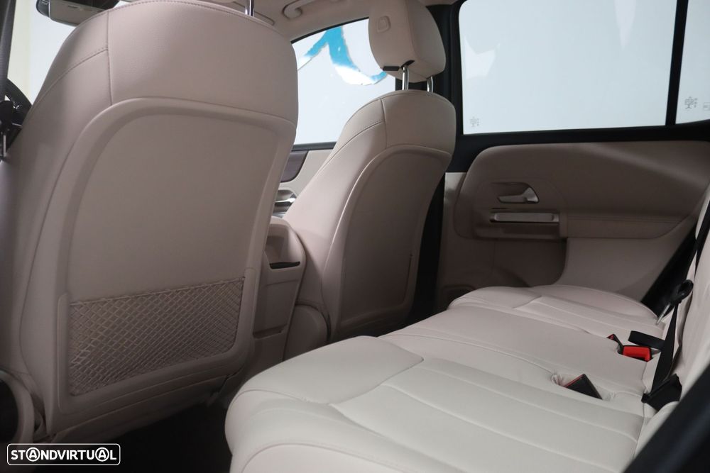 Mercedes-Benz EQB 300 4Matic - 15