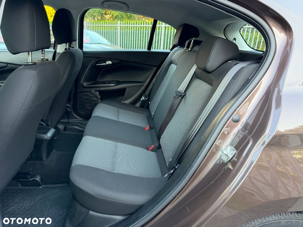 Fiat Tipo 1.4 16v Easy EU6d - 9