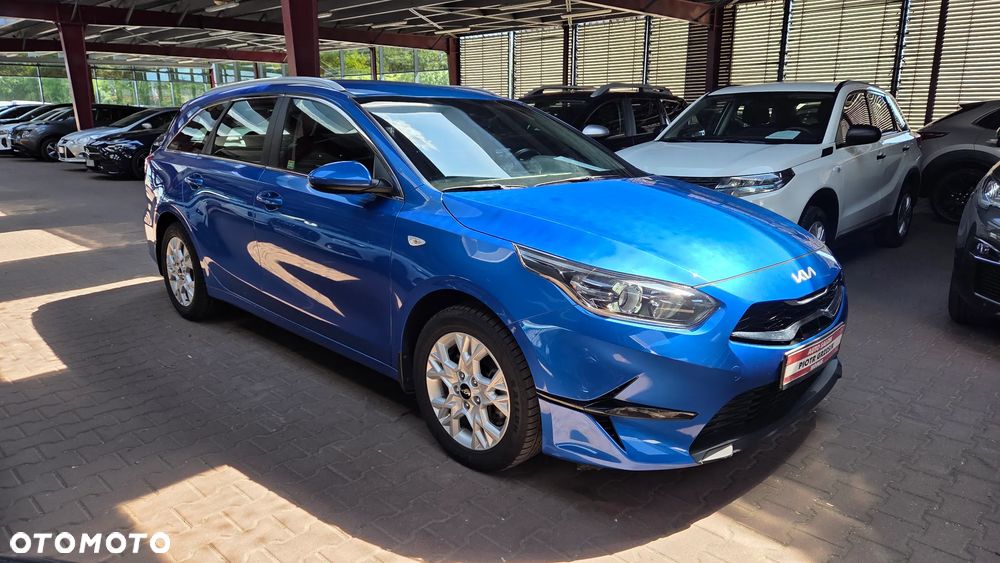Kia Ceed 1.5 T-GDI M - 3