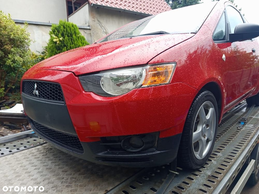 Mitsubishi Colt - 2