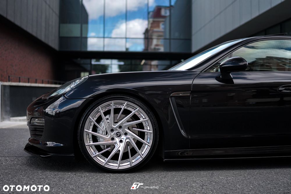 Porsche Panamera 4S - 6