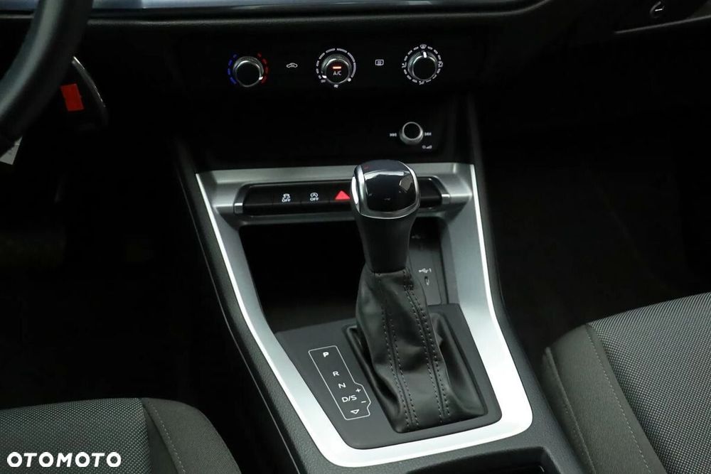 Audi Q3 40 TFSI Quattro S tronic - 27