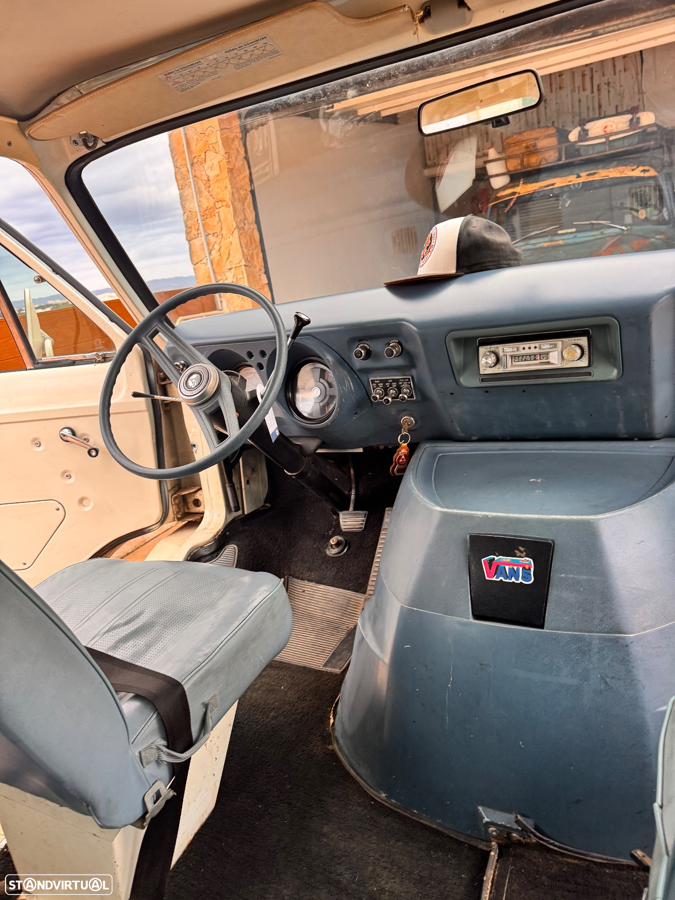 Dodge Van - 13