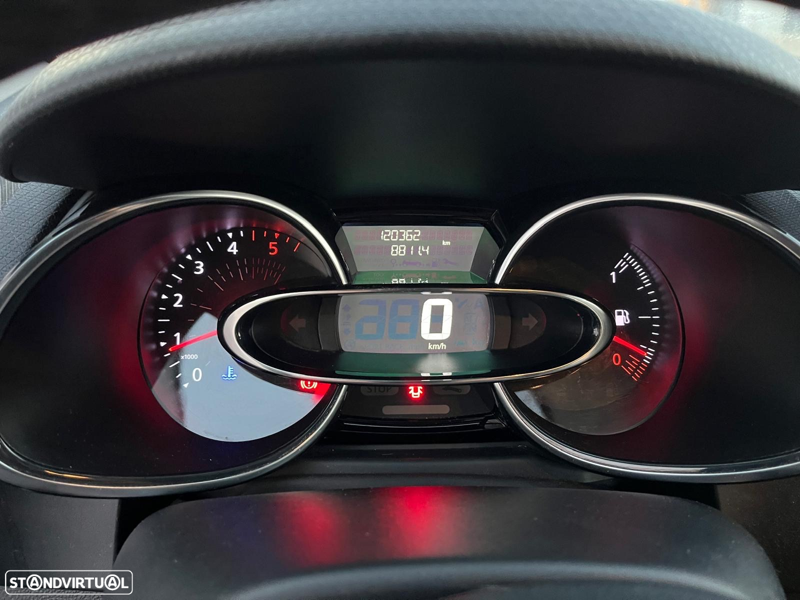 Renault Clio Sport Tourer 1.5 dCi Limited - 9