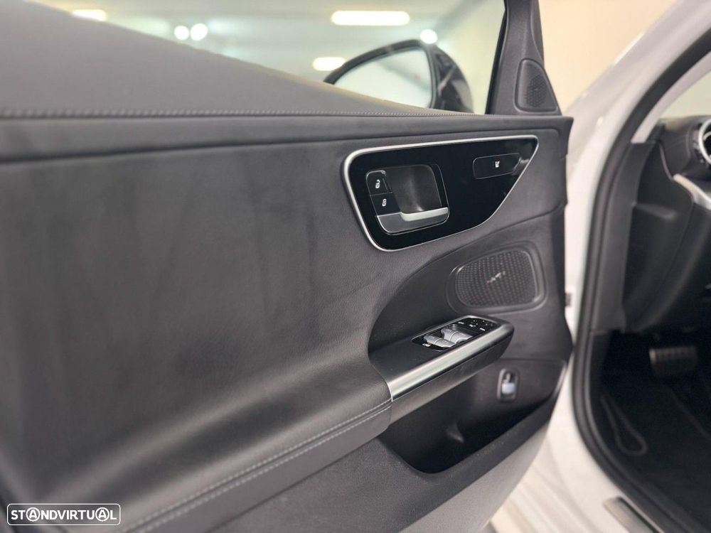 Mercedes-Benz C 200 AMG Line - 53