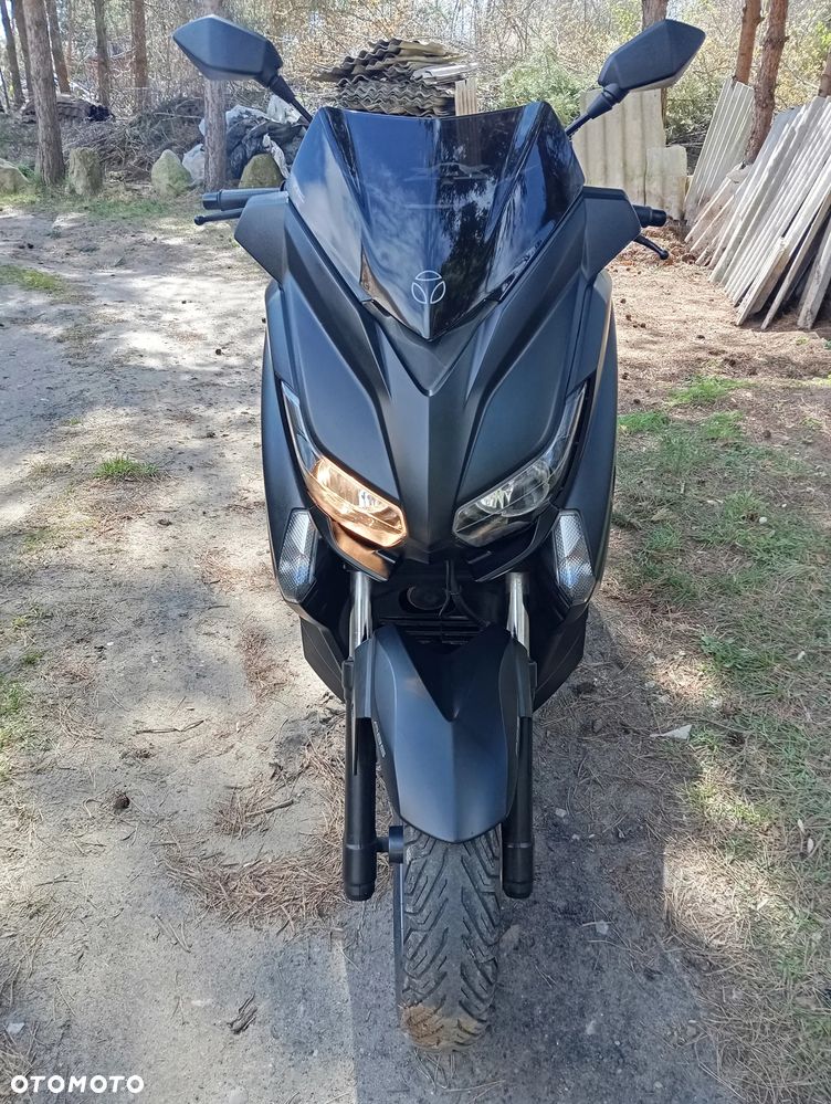 Yamaha X-max - 3