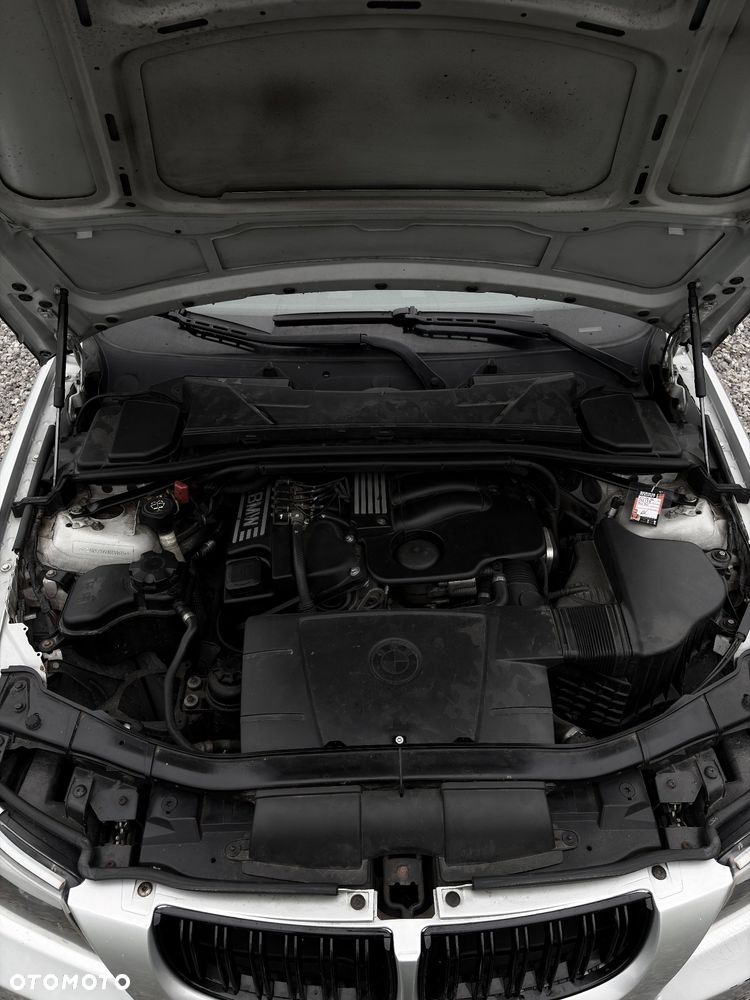 BMW Seria 3 - 18