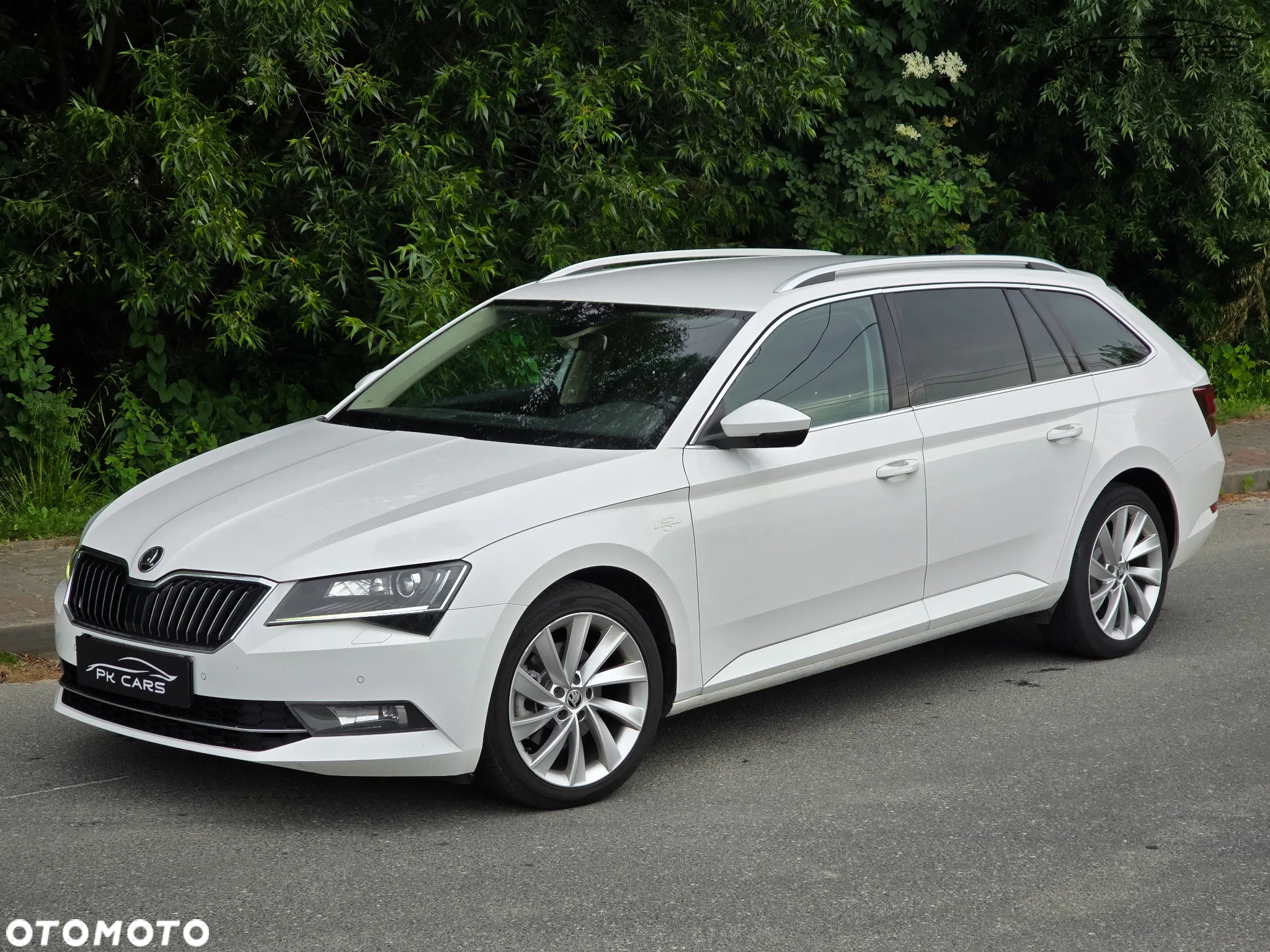 Skoda Superb Combi 2.0 TDI 4x4 DSG L&K - 5