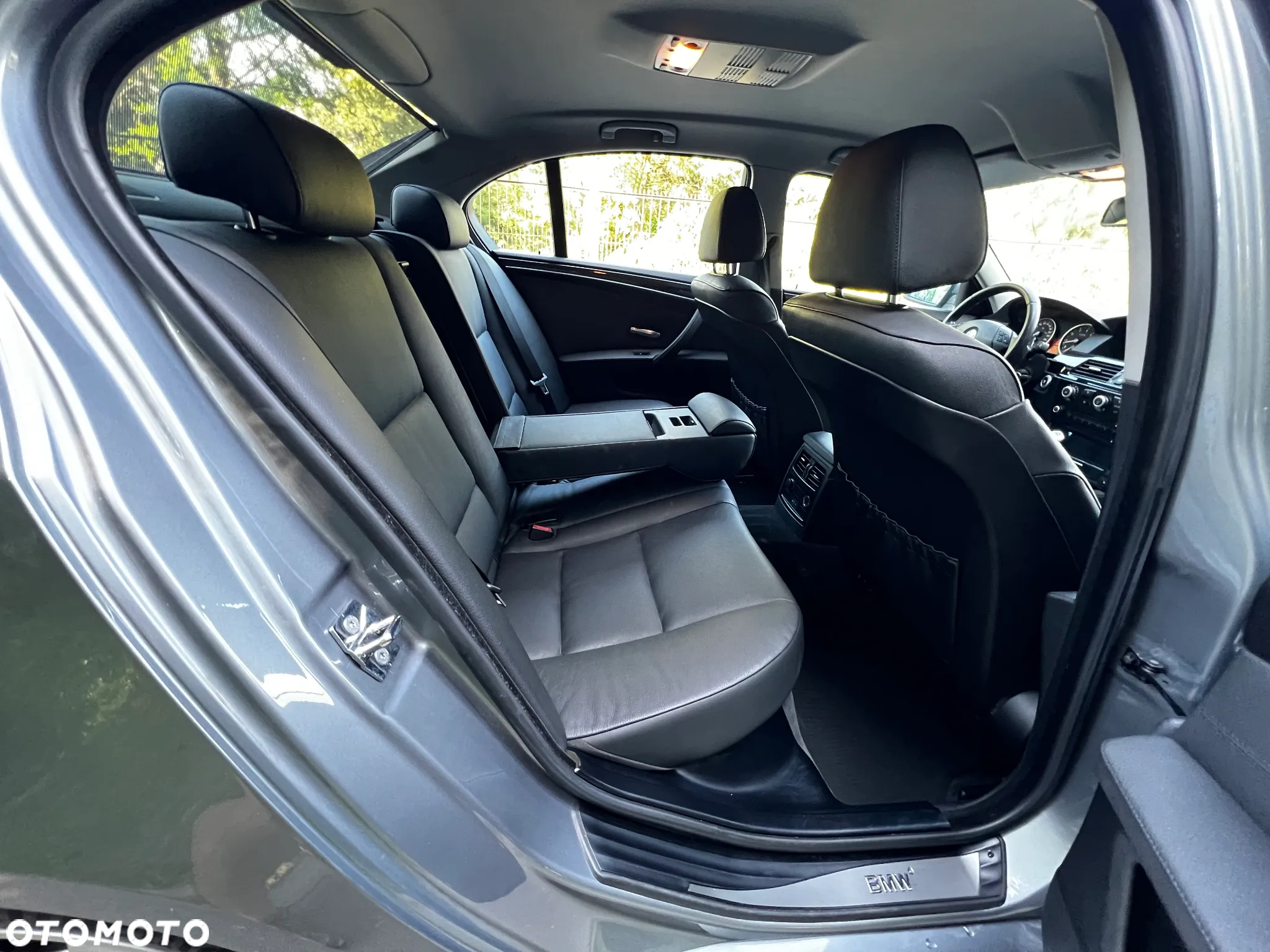 BMW Seria 5 525i - 12