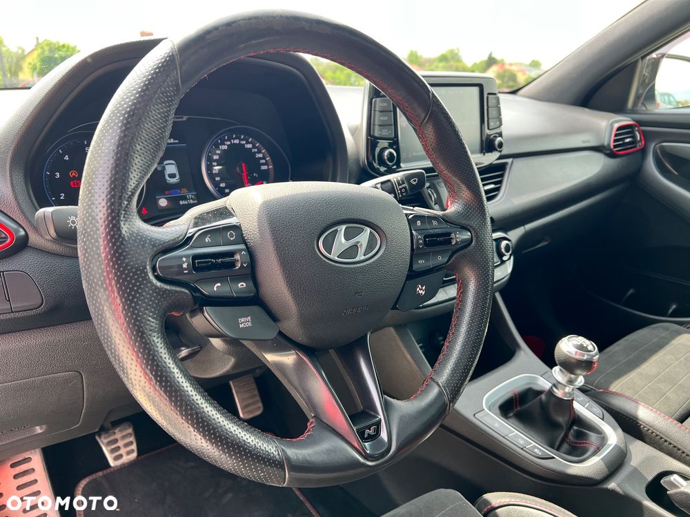 Hyundai i30 N 2.0 T-GDI Performance - 13
