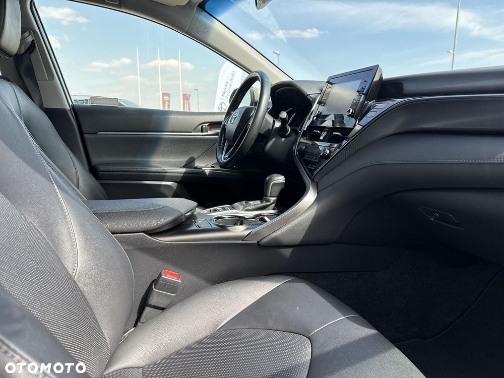 Toyota Camry 2.5 Hybrid Comfort CVT - 10