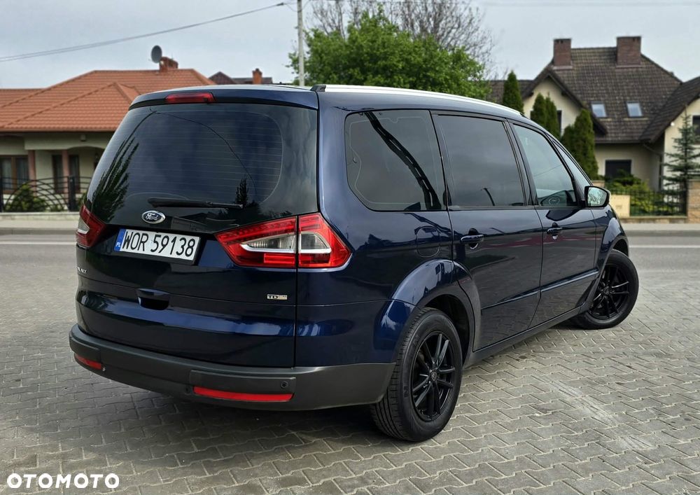 Ford Galaxy - 3