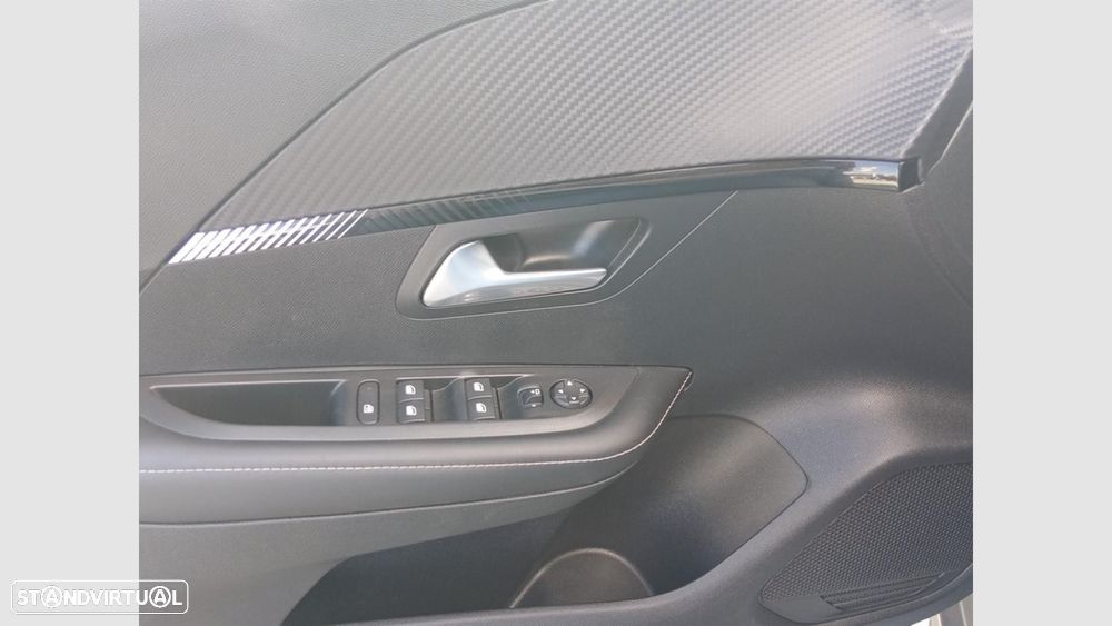 Peugeot 208 1.2 Hybrid Allure e-DCS6 - 30