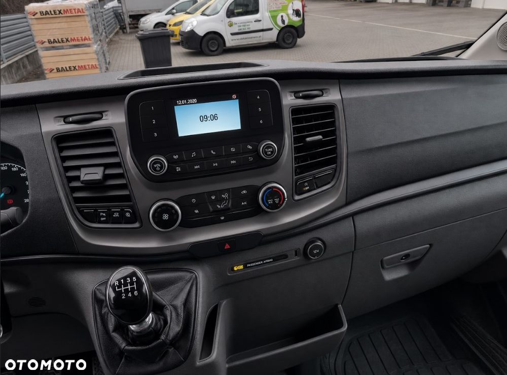 Ford Transit - 9