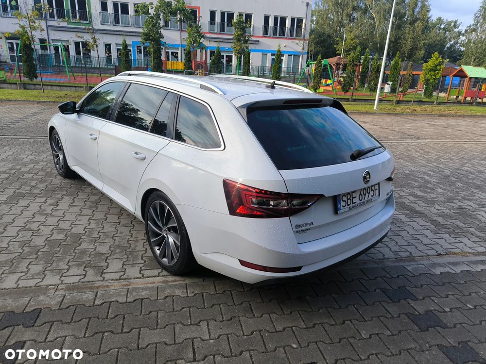 Skoda Superb 2.0 TDI 4x4 L&K DSG - 3