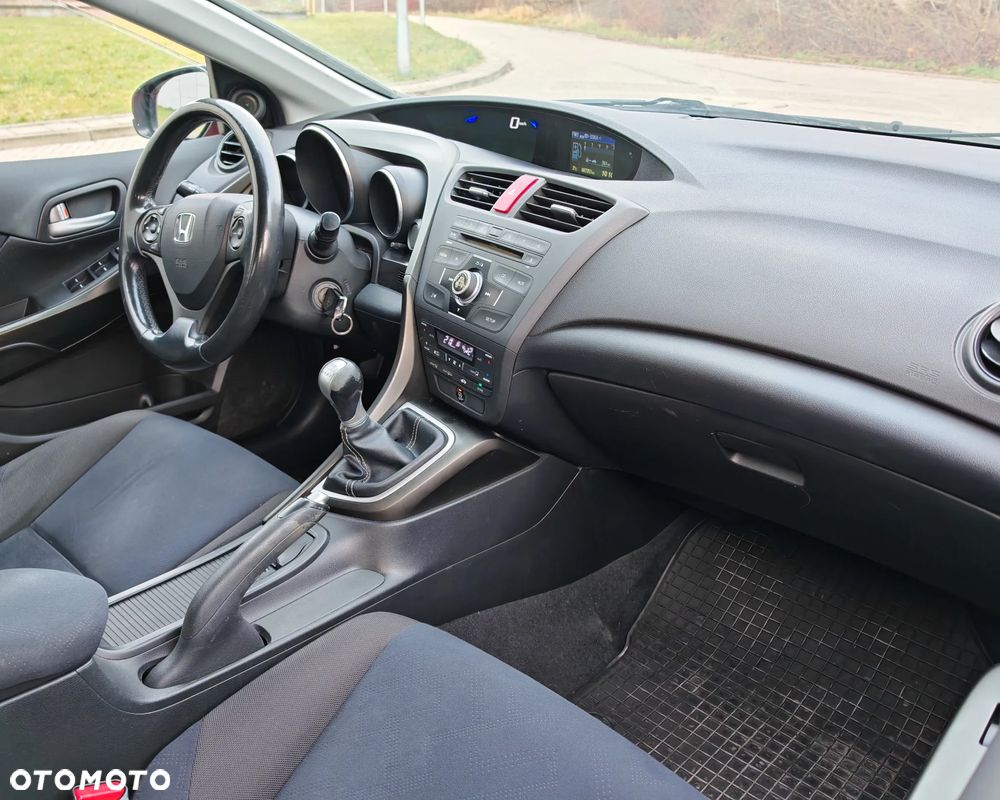 Honda Civic 1.8 Comfort - 9