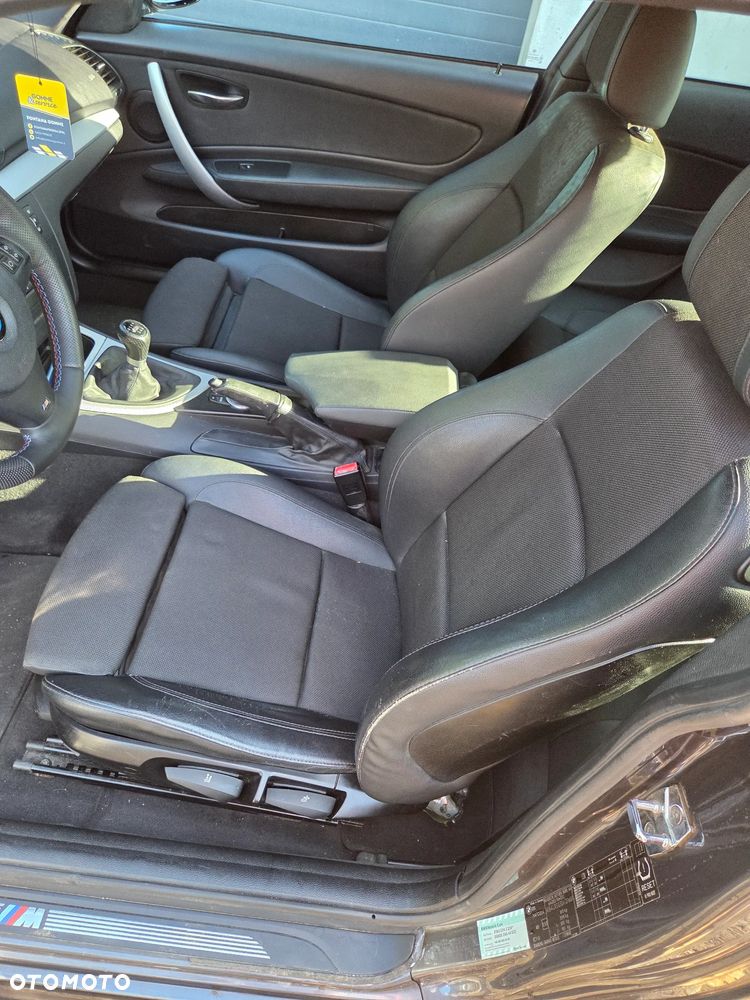 BMW Seria 1 120d DPF - 12