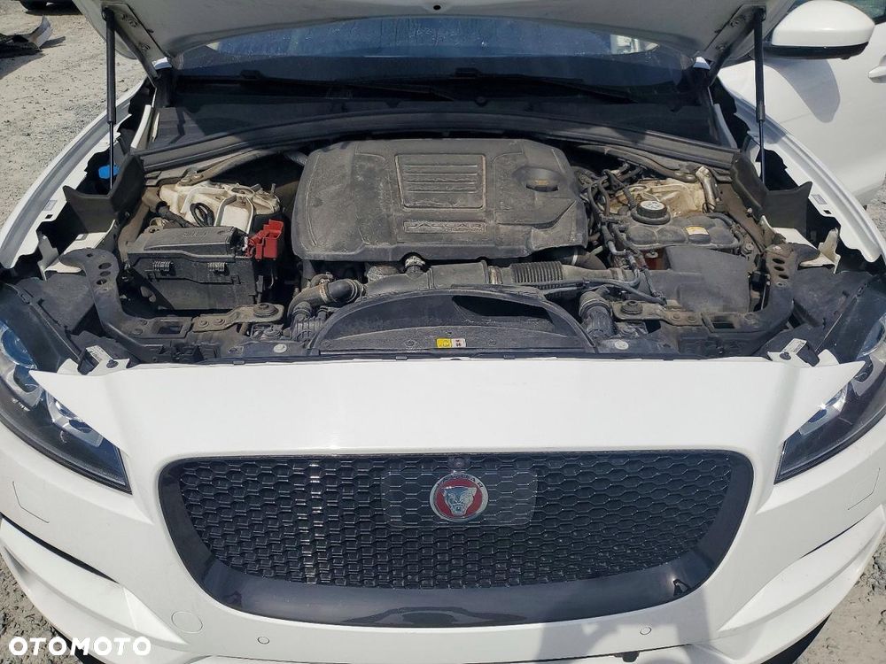 Jaguar F-Pace 2.0 P250 mHEV AWD - 13