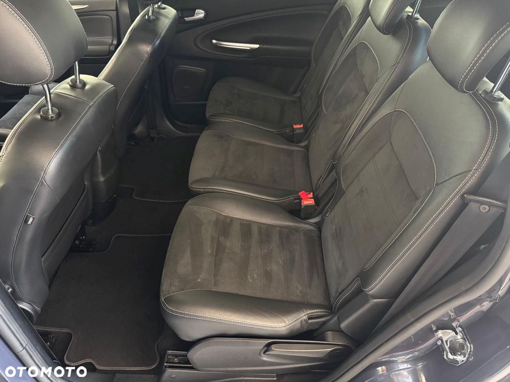 Ford S-Max 2.0 TDCi DPF Titanium X - 30
