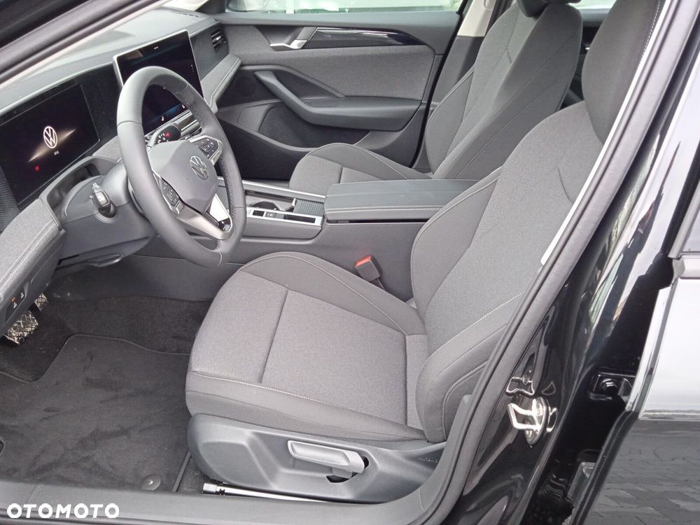 Volkswagen Passat - 10