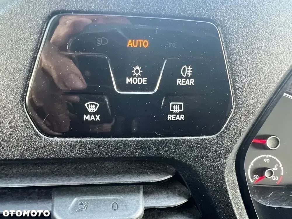 Volkswagen Caddy L1H1 2,0 Tdi 102 KM klima tempomat - 19