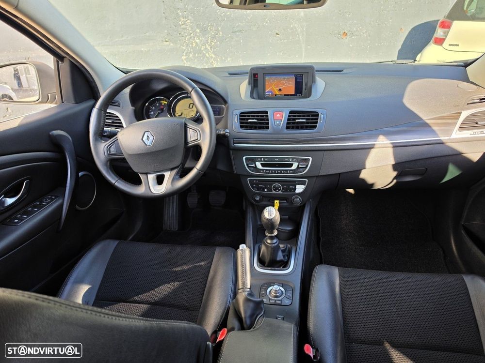 Renault Mégane 1.5 dCi Dynamique S - 8