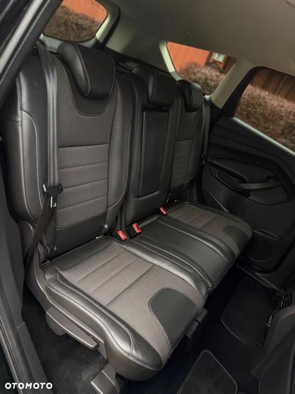 Ford Kuga 2.0 TDCi 4WD Titanium - 33