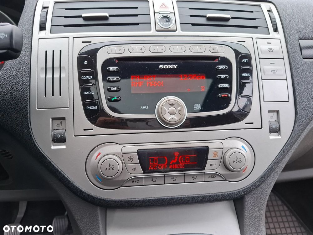 Ford Kuga 2.0 TDCi 4x4 Titanium - 15