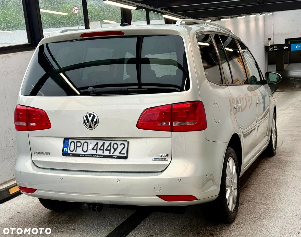 Volkswagen Touran 1.6 TDI DPF BlueMotion Technology DSG Cup - 12