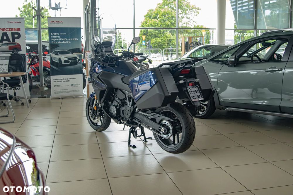 Honda NT - 9