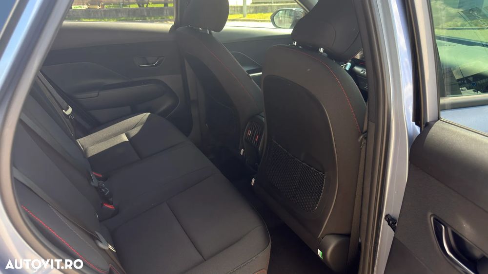Hyundai KONA - 10