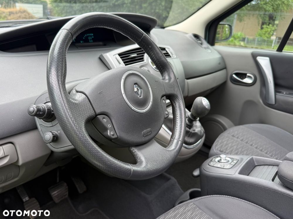 Renault Scenic - 6