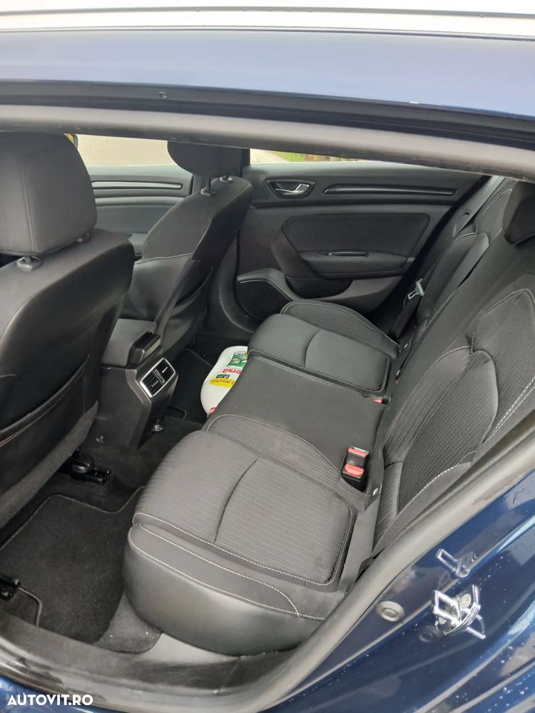 Renault Megane 1.5 dCi Expression - 12
