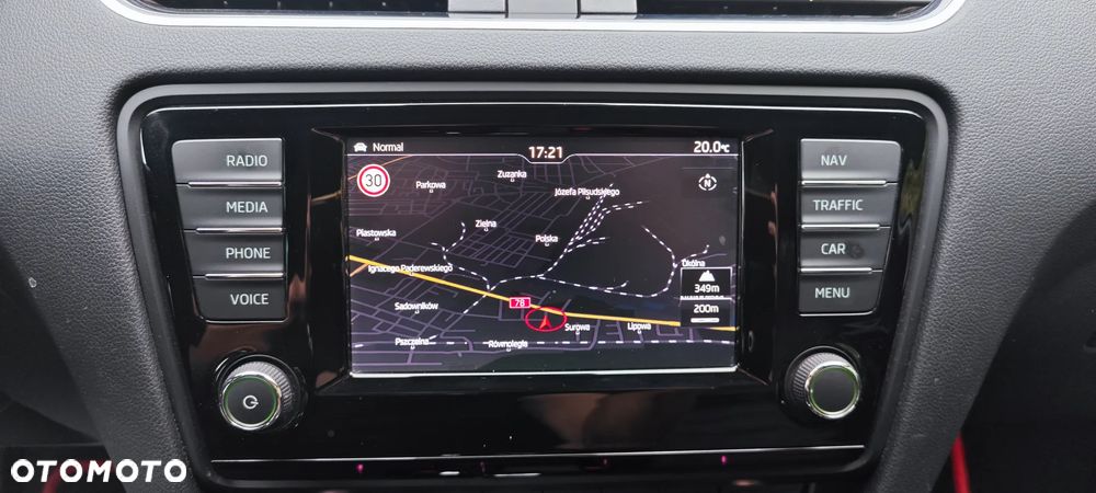 Skoda Octavia 2.0 TDI RS Challenge DSG - 28