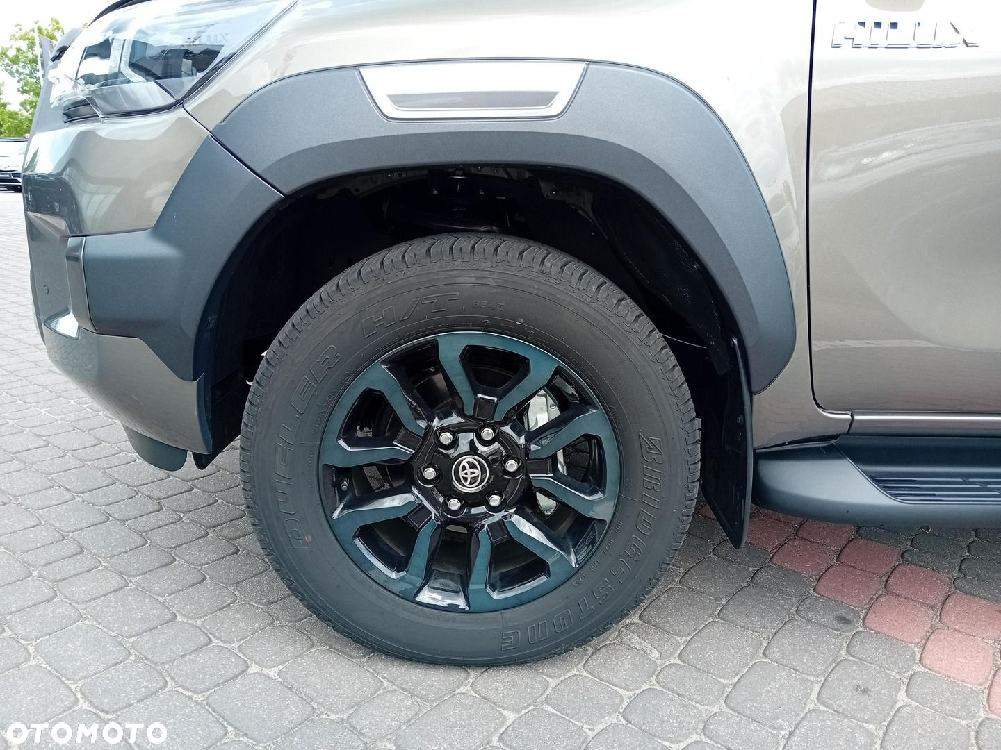 Toyota Hilux 2.8 D-4D Double Cab Invincible Sport 4x4 - 16