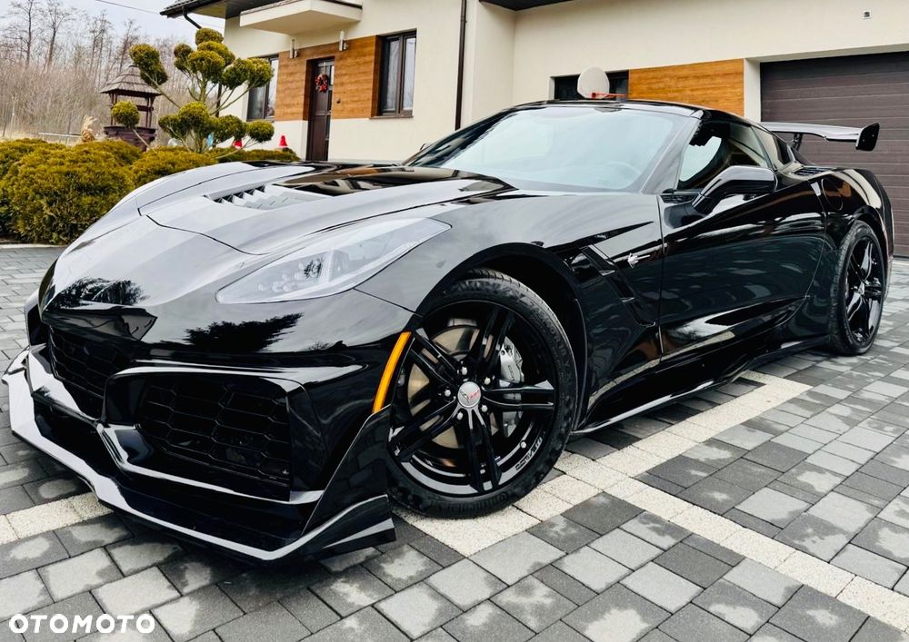 Chevrolet Corvette - 34